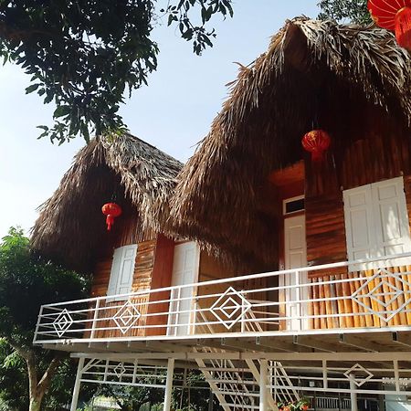 Your Home Mai Chau Exterior photo